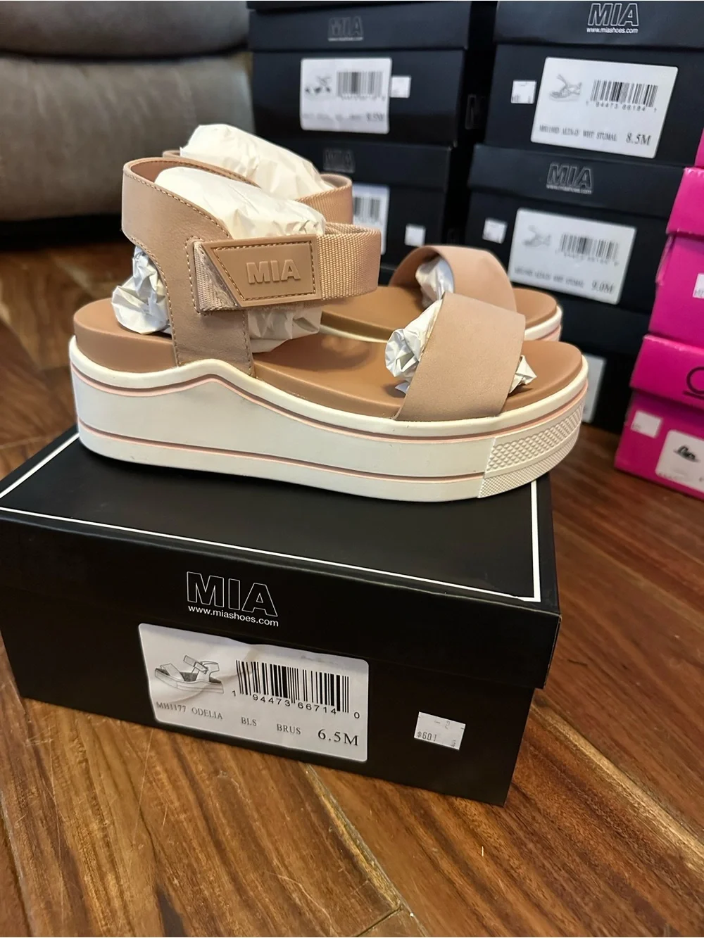 MIA Blush Pink Platform Sandals- New In Box - Picture 3 of 3